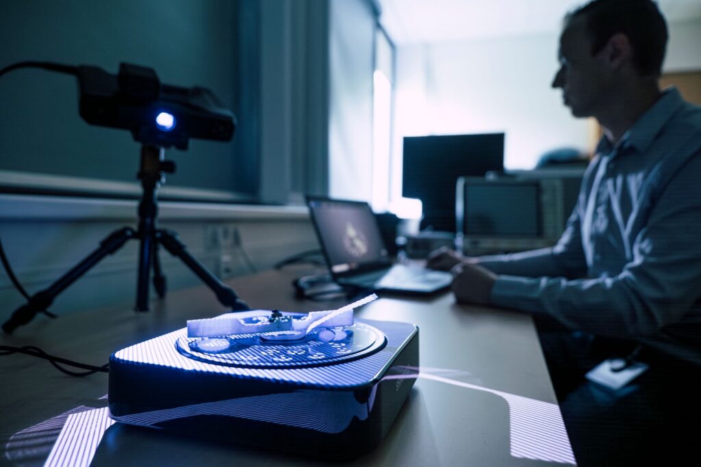 High-resolution 3D scanner for object digitization including color texture. Supports CAD modeling and additive manufacturing for research and industrial applications